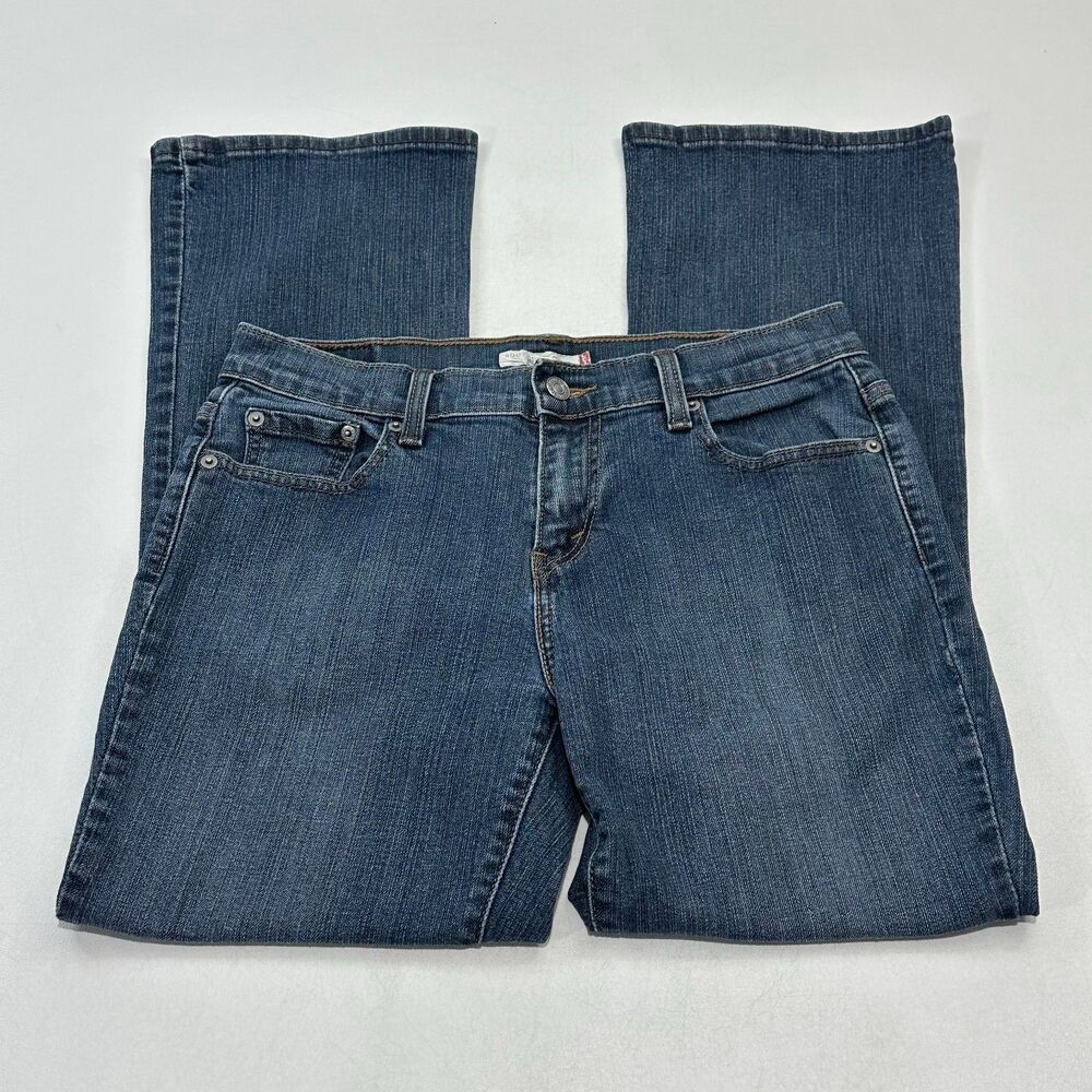 Levi's Women's Jeans‎ Medium Blue Stretch Denim, Size 6 Short